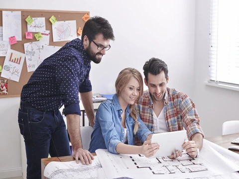 meeting-young-creative-architects
